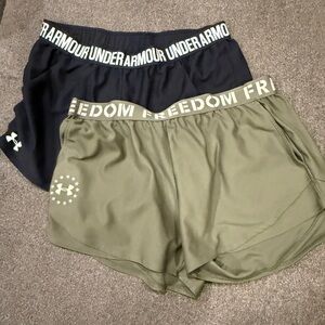 Bundle Under Armour Women’s Waistband Athletic Shorts Black and olive freedom
